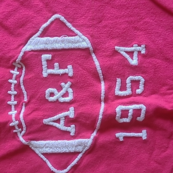 A&F tee - Picture 2 of 3